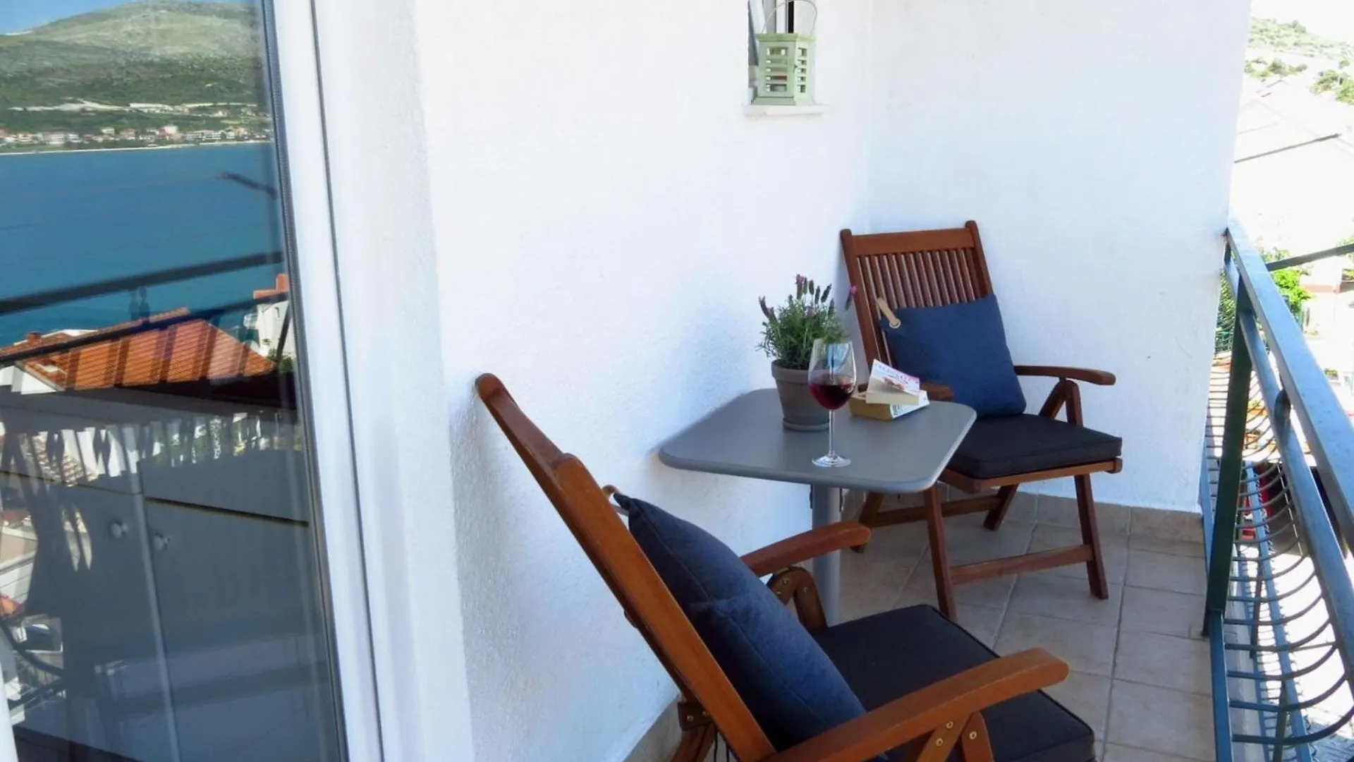 Apartments Anda Trogir