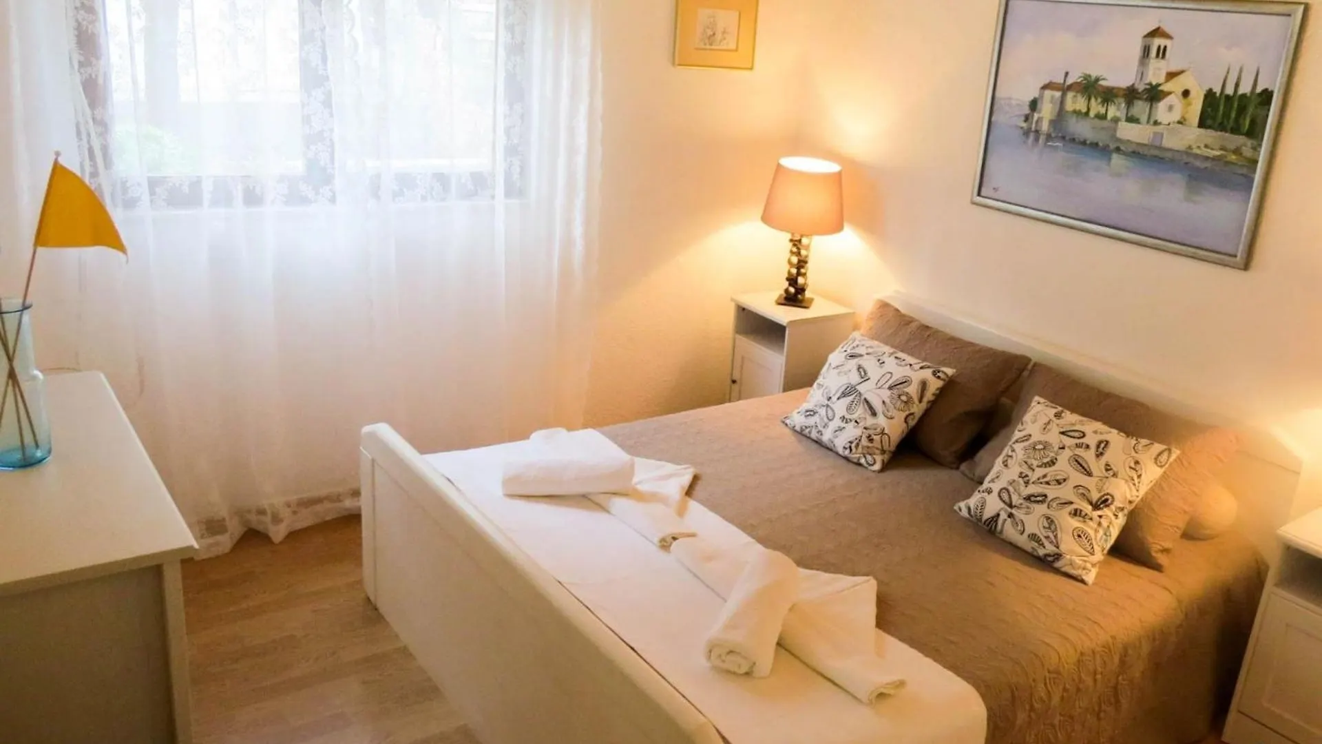 Apartments Anda Trogir 0*,