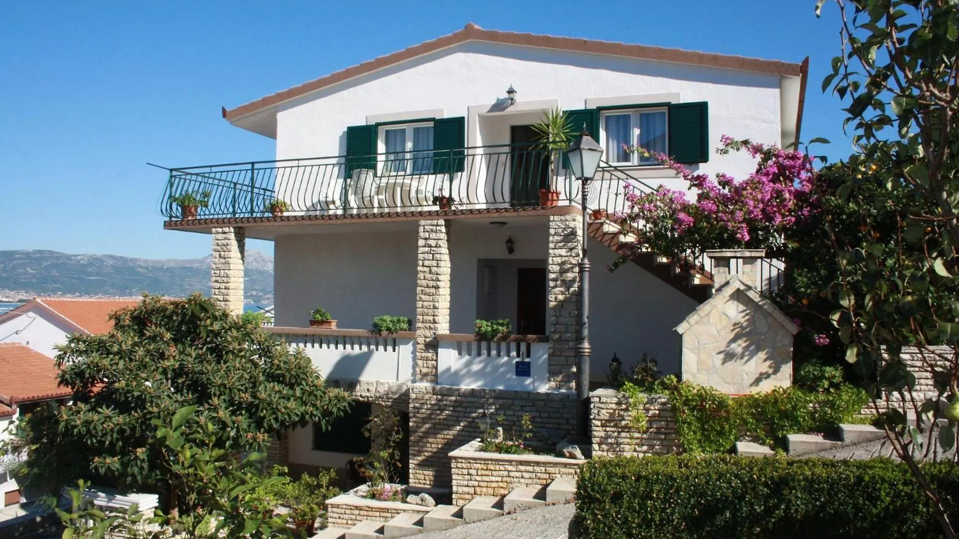 Apartments Anda Trogir